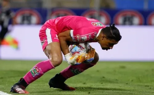 Richard Leyton ha defendido la camiseta de varios clubes del fútbol chileno en su carrera, y antes de Copiapó estuvo en Universidad de Concepción y Rangers de Talca. (Foto: Agencia Uno)