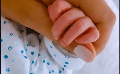 ¡Mayte Rodríguez ya tuvo a su hijo!(1)