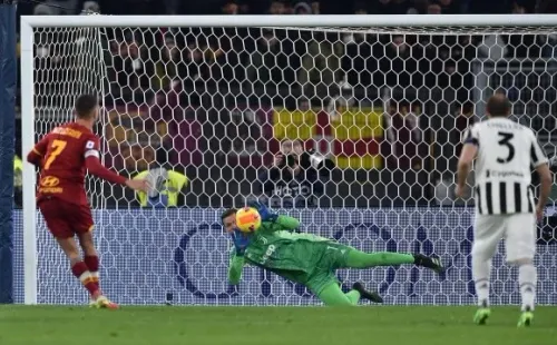 El portero polaco de 31 años fue clave en la reciente victoria que tuvo Juventus sobre la Roma por 4-3 en la Serie A italiana. (Foto: Getty)