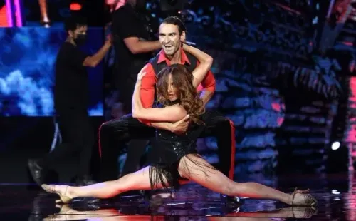 Pablo Cerda y su pareja en Aquí se Baila.