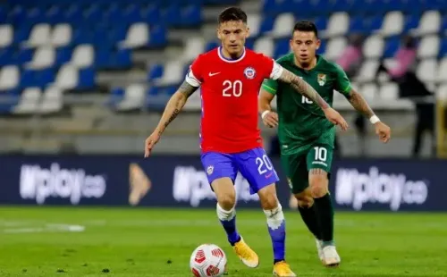 Charles es duda para jugar por la Roja en las eliminatorias.