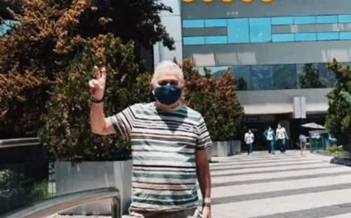 Hernán Calderón de alta tras contagio con Covid-19.