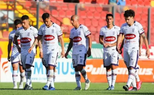 Deportes Melipilla pierde puntos y cae a la Primera B, salvando a Curicó Unido de todo riesgo y dejando a Huachipato en la Promoción. Foto: Agencia Uno