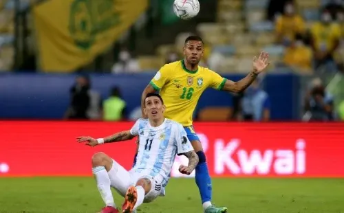 Renan Lodi no está en la nómina de Brasil para esta doble fecha. (Foto: Getty Images)