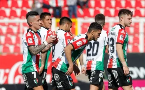 Palestino espera innovar con sus juveniles en el Torneo de Reservas. Foto: Agencia Uno.