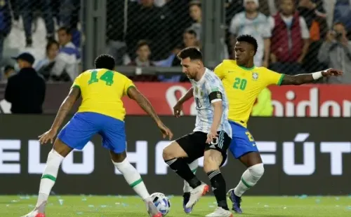 Lionel Messi tiene un pie afuera de la doble jornada. (Foto: Getty Images)