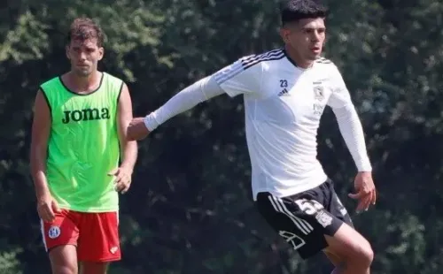 Esteban Pavez iría desde el arranque ante Universidad de Chile | Foto: Colo Colo.