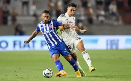 Colo Colo está venciendo a la U en el Superclásico del Torneo de Verano. Foto:Nicolás Maldonado / Prensa U. de Chile