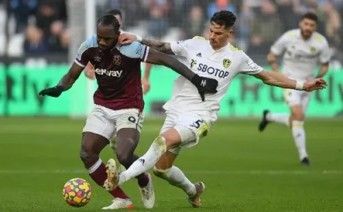 El Leeds de Bielsa empieza a sumar puntos y récords de juveniles.