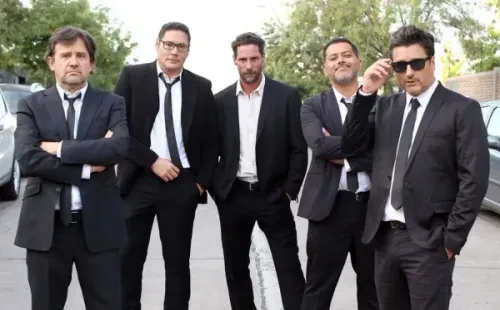Protagonistas de Machos llegan a Socios de la Parrilla.(1)