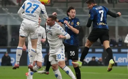 Cabezazo de Alexis y gol del Inter en Copa Italia: soltaron al león Sánchez.