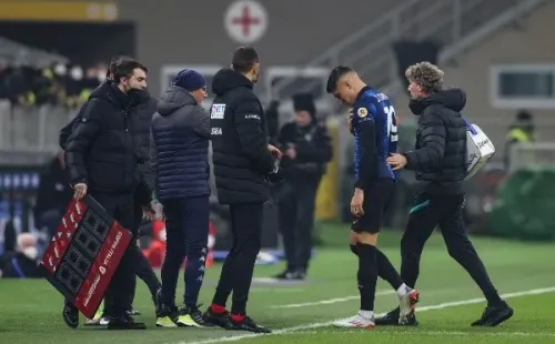 Joaquín Correa se retiró a los cinco minutos ante Empoli. (Foto: Getty Images)