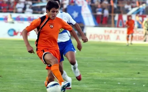 Alexis se inició en el fútbol escuchando la sirena de Cobreloa.