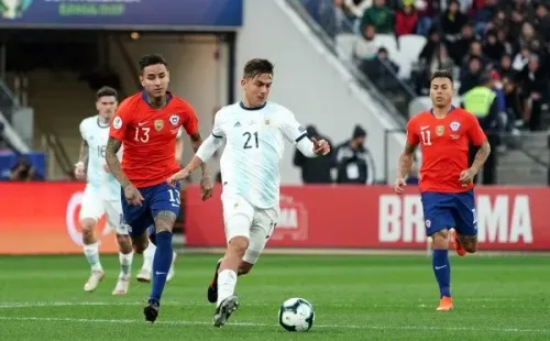 Paulo Dybala asoma como el reemplazante de Lionel Messi ante Chile. Foto: Getty Images