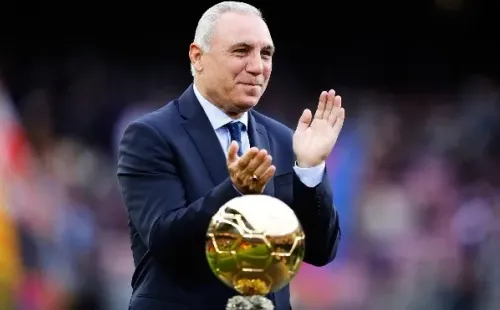 Hristo Stoichkov fue contudente contra Ousmane Dembélé. (Foto: Getty Images)