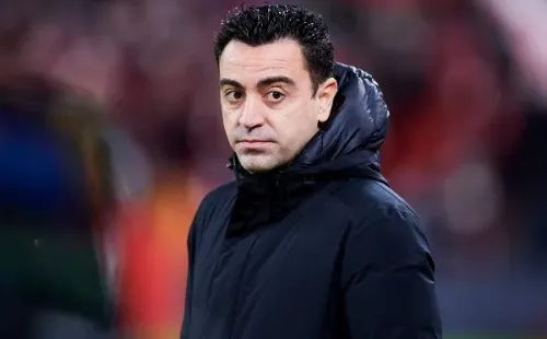 Xavi sale en defensa de su plantel por las críticas