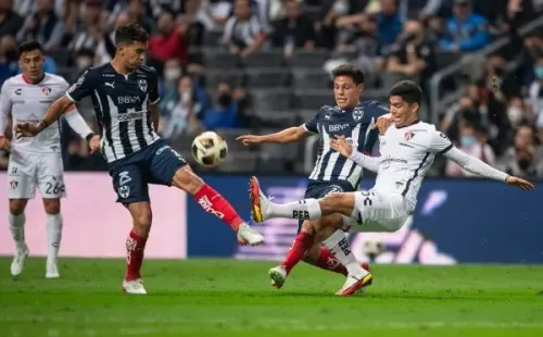 Sebastián Vegas llegará a La Roja después de haber jugado 56 minutos con el Monterrey en la Liga MX. (Foto: Getty)