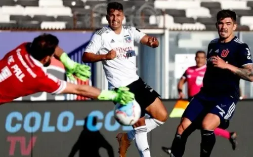 Iván Morales se va de Colo Colo. Gustavo Quinteros ahora puede insistir en un nuevo refuerzo para reemplazarlo. Foto: Agencia Uno