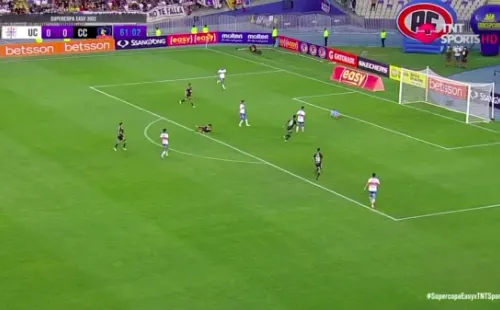 El gol de Colo Colo para abrir la cuenta ante la UC