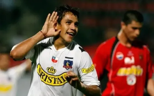 Alexis Sánchez guarda cariño por Colo Colo, club que le permitió dar el gran salto de su carrera. Foto: Archivo