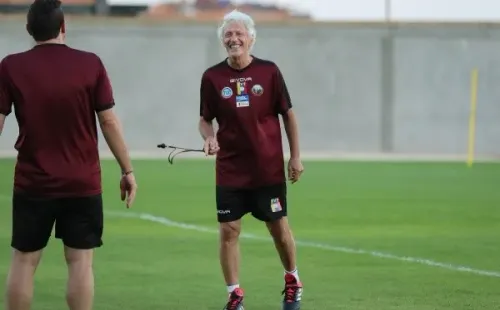 José Pekerman debutará como entrenador de la selección vinotinto. (Foto: @SeleVinotinto)