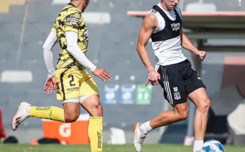 Luciano Arriagada fue la gran figura de Colo Colo en el amistoso ante Lautaro de Buin. Foto: Colo Colo