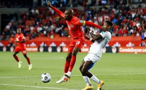 Atiba Hutchinson es canadiense-trinitense y es el capitán de la selección de Canadá en el camino rumbo al Mundial de Qatar 2022. (Foto: Getty)