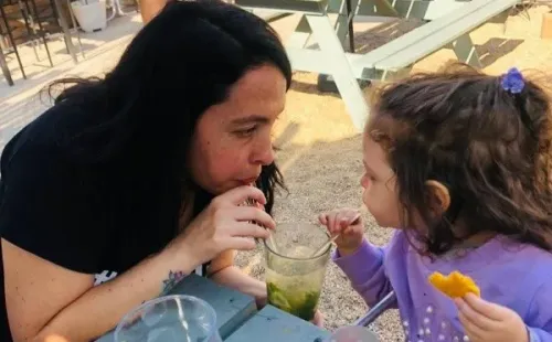 Chiqui Aguayo confiesa particular experiencia en el parto.