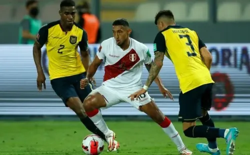 Ecuador igualó con Perú en Lima y no pudo abrochar su clasificación directa al Mundial de Qatar 2022, pero sí se aseguró mínimo el repechaje. (Foto: Getty)