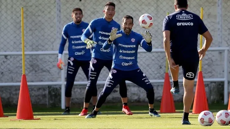 arquero seleccion chilena qatar 2022 chile bolivia