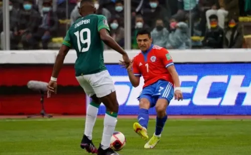 Chile da pelea en La Paz, pero por ahora empata con Bolivia. Foto: Getty Images