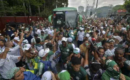 Palmeiras fue despedido por sus hinchas. Foto: Conmebol