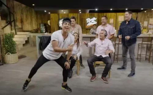 ¡José Miguel Viñuela vuelve a la TV con Socios de la Parrilla!(3)