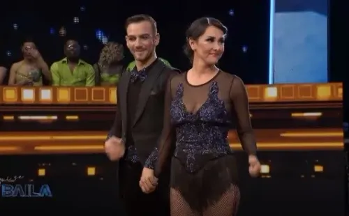 Pareja favorita de Aquí se Baila está en riesgo por “estrepitosa caída”.