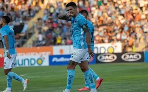 El Tucu Hernández festeja su gol en Rancagua. Foto :Agencia Uno