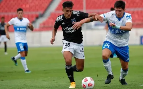 Solari se ganó el amor de los hinchas albos con su importancia dentro de la cancha, y sufrieron con la opción de verlo partir a México. (Foto: Agencia Uno)