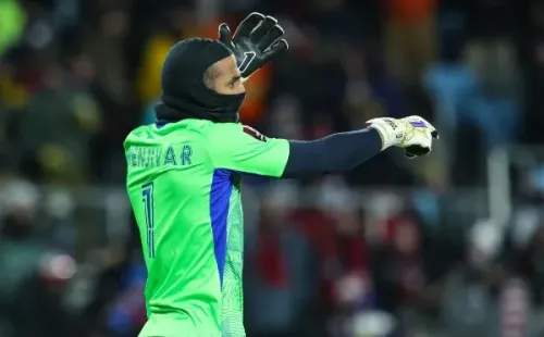 El arquero de Honduras y “La era del hielo” contra Estados Unidos en Minnesota.