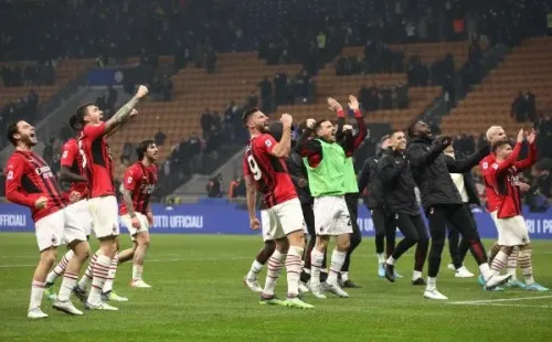 AC Milan recupera terreno en la lucha por el título de la Serie A tras ganarle el clásico al Inter en pésimas circunstancias para Alexis y Vidal.