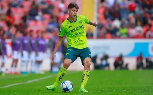 Angelo Araos fue titular hasta el 76′ y salió reemplazado para dar ingreso a Facundo Batista, que fue el autor del gol de descuento para Necaxa. (Foto: Jam Media)