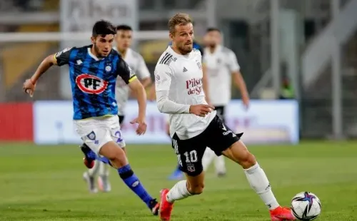 Colo Colo recibió permiso de la ANFP para tener seis extranjeros en su plantel y Christian Santos respira tranquilo. (Foto: Agencia Uno)