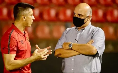 El entrenador Gustavo Florentín destaca que mañana podría sumar minutos Parraguez. Foto: Sport Recife