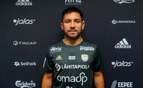 Rojas se matriculó con un golazo en su estreno en Finlandia.