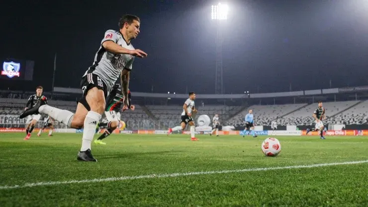 Colo Colo Metro de Santiago Pedrero