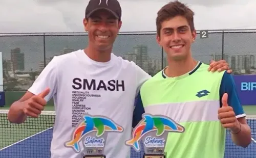Alejandro Bancalari fue campeón en dobles con el español Alejandro Melero en el J1 de Salinas, en Ecuador. (Foto: Federación de Tenis de Chile)
