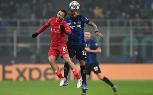 Arturo Vidal fue sustituido en la recta final del partido. (Foto: Getty Images)