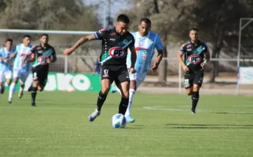 César Cortés fue el más destacado de la cancha. Foto: @DPMChile