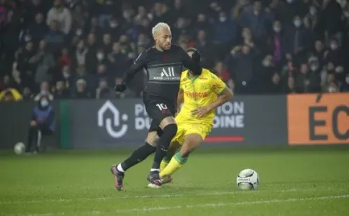Neymar marcó pero no pudo anotar el penal que ejecutó. (Foto: @PSG_espanol)