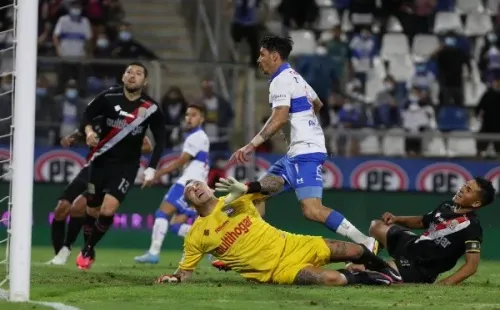 Fernando Zampedri anotó el gol del triunfo de la UC ante Curicó Unido y lleva tres tantos en igual cantidad de partidos este 2022. Foto: Agencia Uno