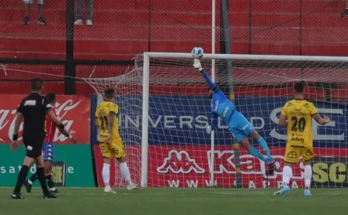 De Paul ha mostrado un gran nivel desde que llegó a Everton tras su salida de Universidad de Chile. (Foto: Agencia Uno)