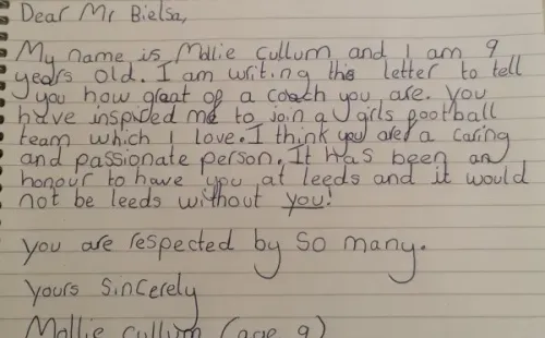 La carta de Mollie Cullum a Marcelo Bielsa. (Foto: Twitter LeedsArg_)